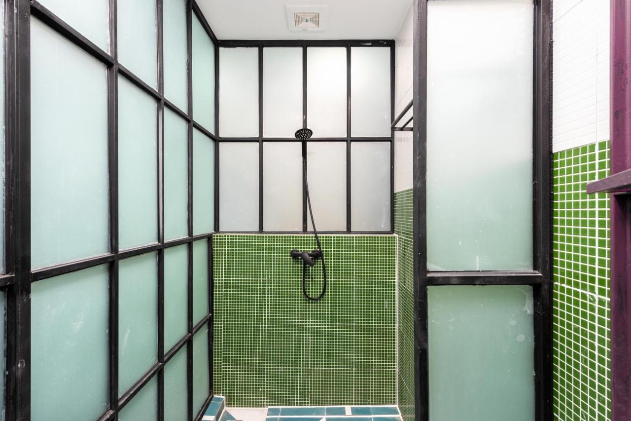 Hello Chengdu International Youth Hostel Экстерьер фото